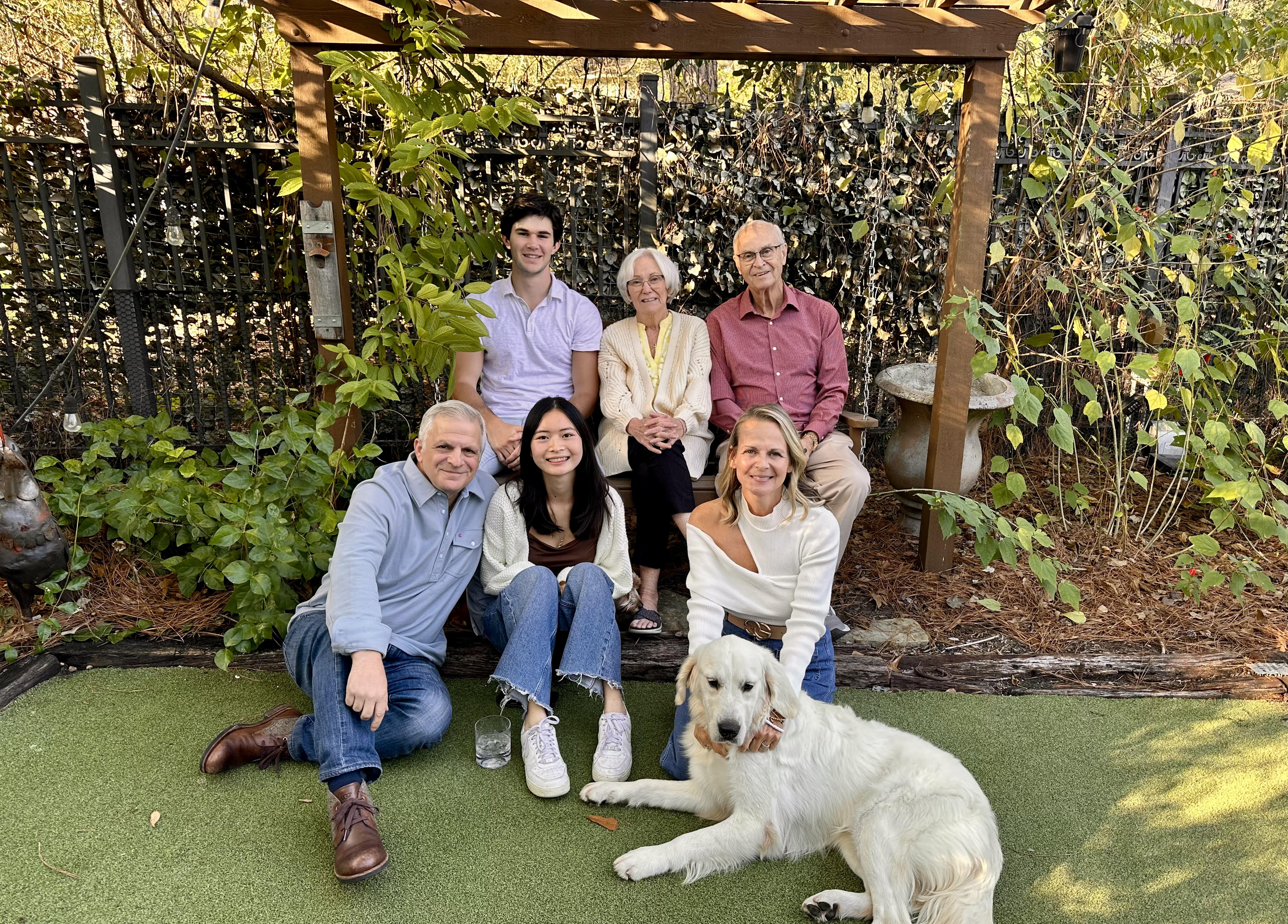 The Sakellakis Family - Critter Watch Pet Sitting team in The Woodlands, TX